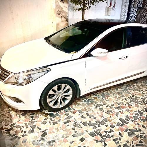 هیوندای مدل آزرا 6 سیلندر سال 2012  کارکرده
