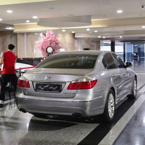 هیوندای جنسیس مدل 2010