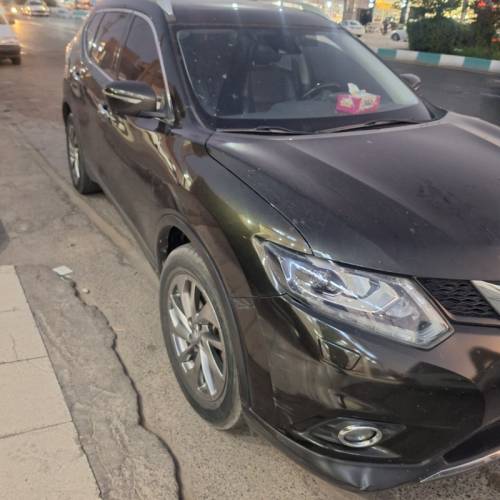 نیسان مدل ایکس تریل سال 2017  کارکرده